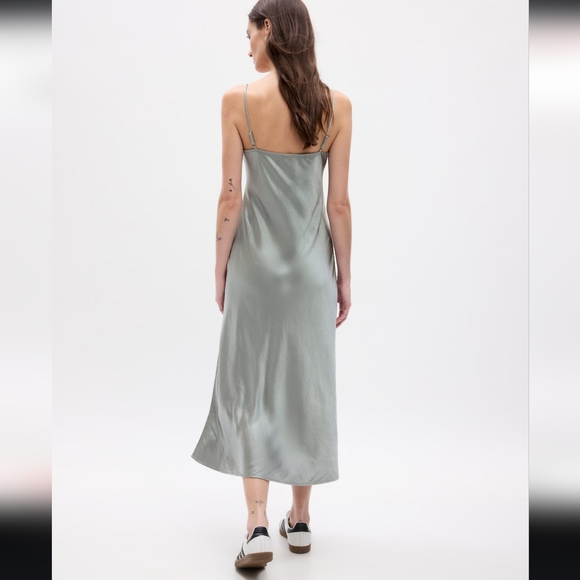 GAP.Satin slip dress. Tall S - Picture 2 of 2